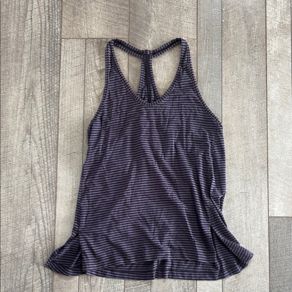 Lululemon Size 8 Purple and Black Mountain Tank Top - Picture 2 of 4